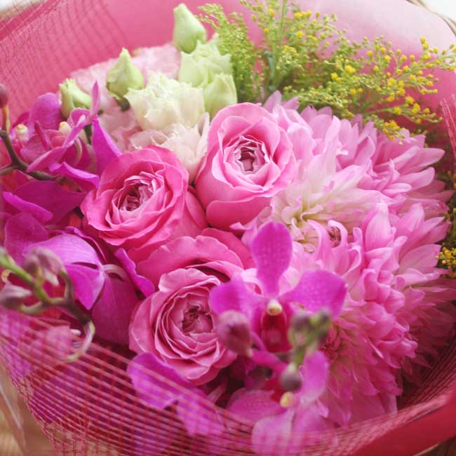 花色で選ぶ花束 ピンク系